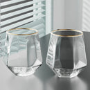 Conjunto de 4 Copos Hexagonais de Vidro - Design Exclusivo com Borda Dourada