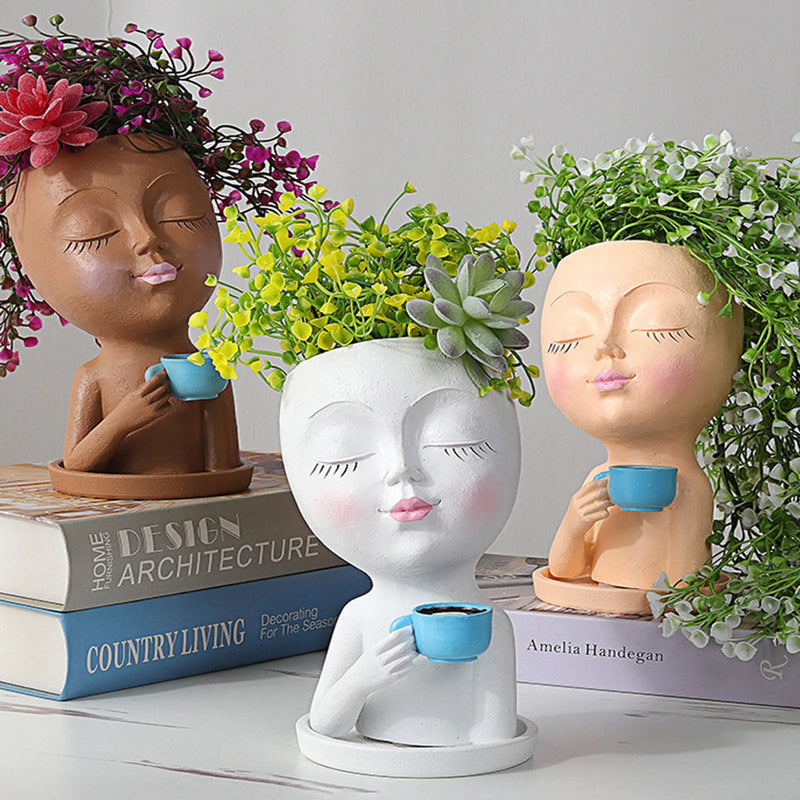 Vaso de Flores com Rosto - Rosto de Menina